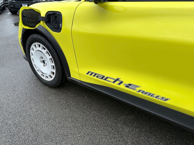 Used 2024 Ford Mustang Mach-E GT image 9