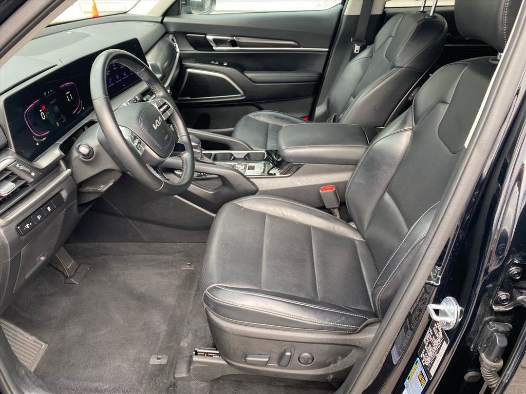 Certified 2023 Kia Telluride S w/ S Sunroof Package AWD/4WD image 10