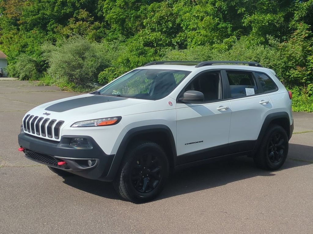 Used 2016 Jeep Cherokee Trailhawk AWD/4WD image 8