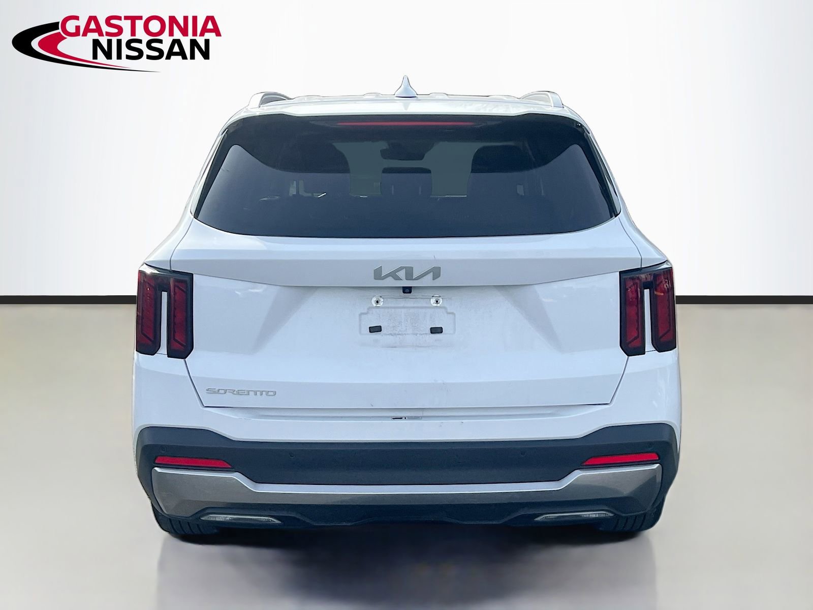 Used 2024 Kia Sorento S image 7