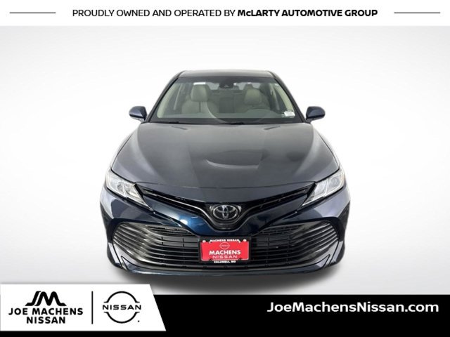 Used 2018 Toyota Camry LE FWD image 4