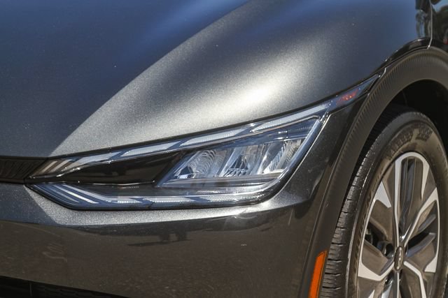 Certified 2023 Kia EV6 Light RWD image 6