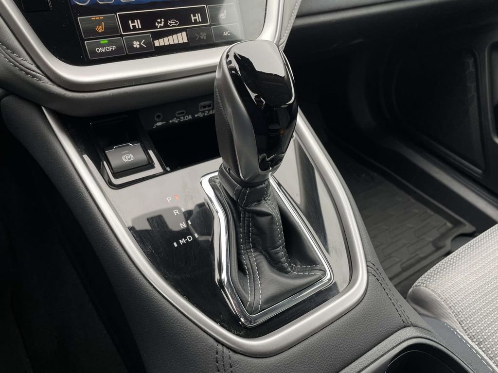 Used 2025 Subaru Outback Premium w/ Popular Package #1 image 20