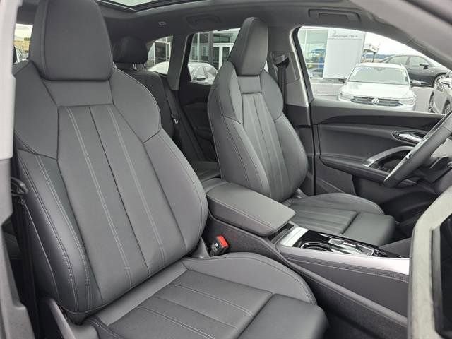 Used 2025 Audi Q5 Premium Plus w/ Premium Plus image 17