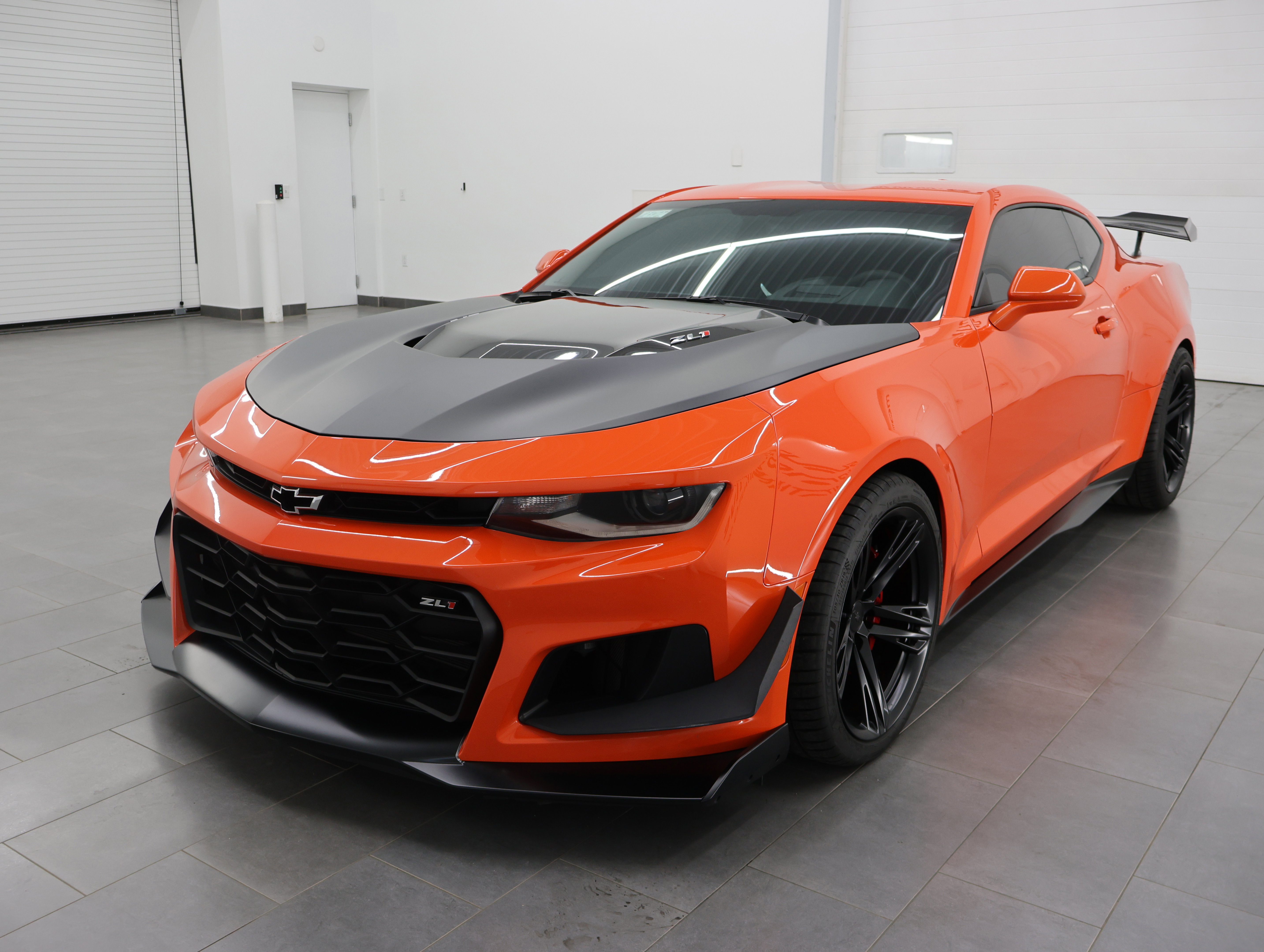 Used 2021 Chevrolet Camaro ZL1 RWD image 7