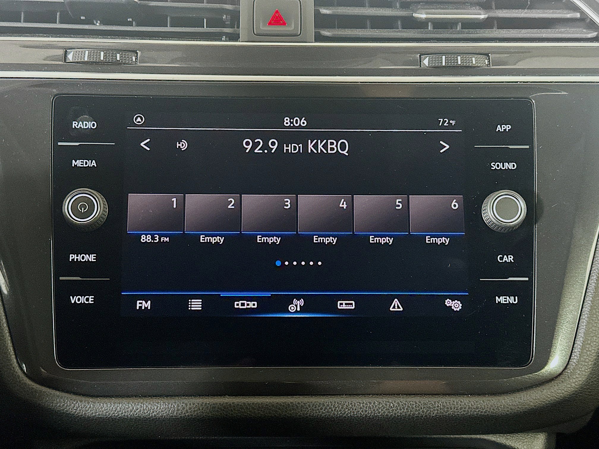 Used 2024 Volkswagen Tiguan S image 19