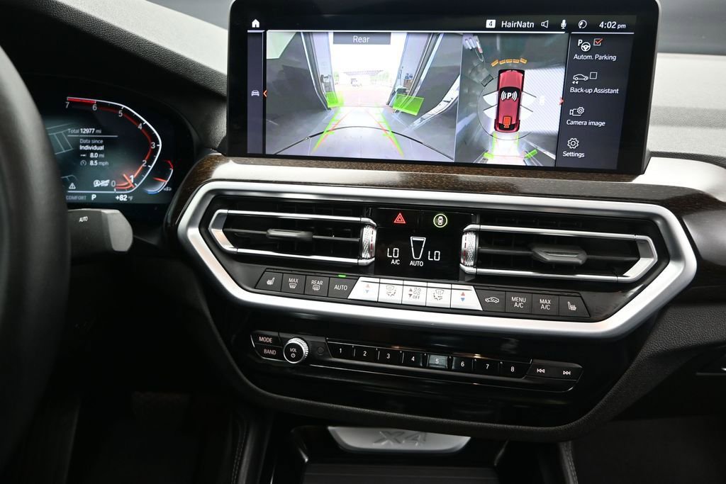 Certified 2025 BMW X4 xDrive30i AWD/4WD image 28