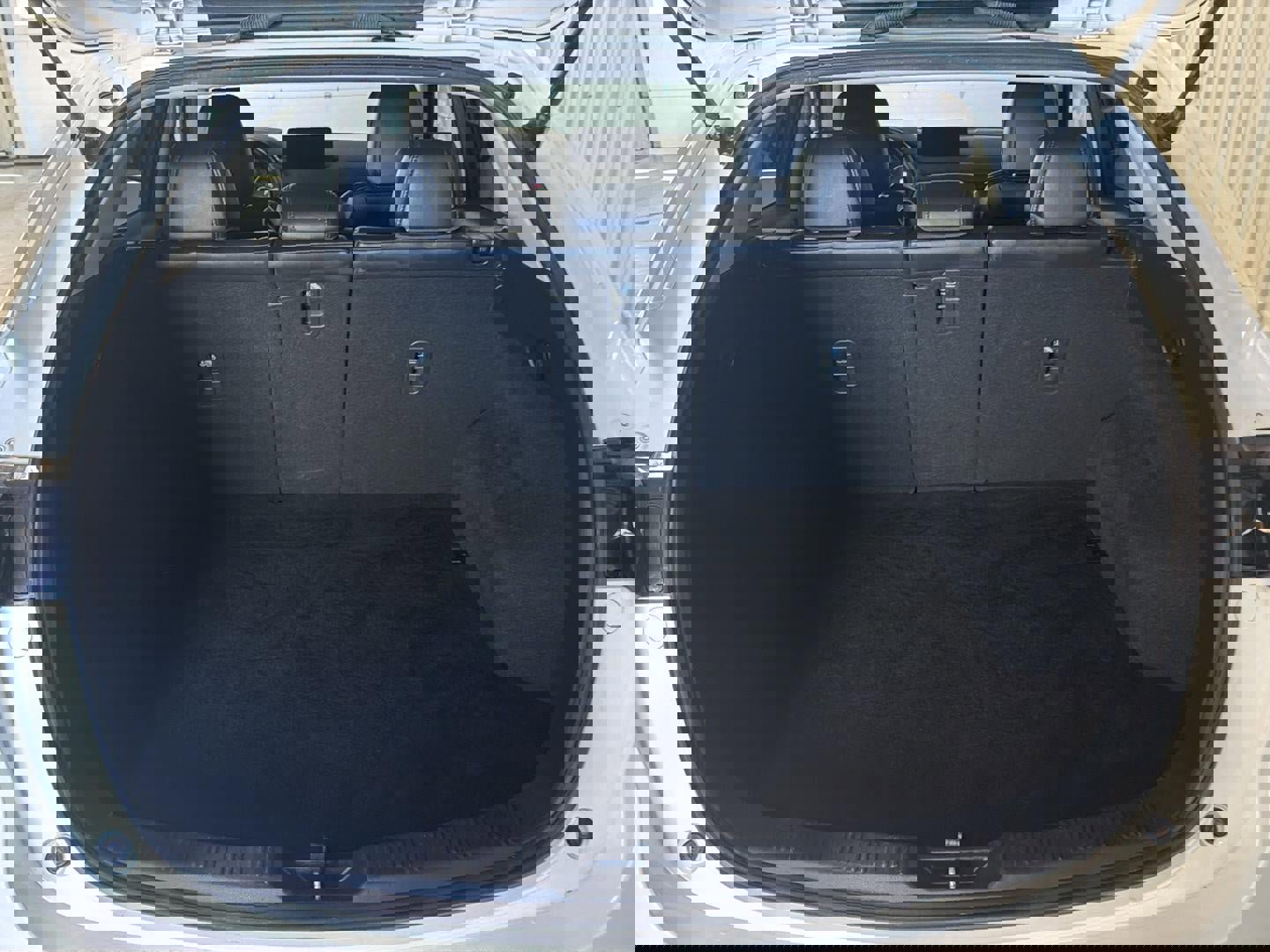 Used 2021 MAZDA CX-5 Touring image 9