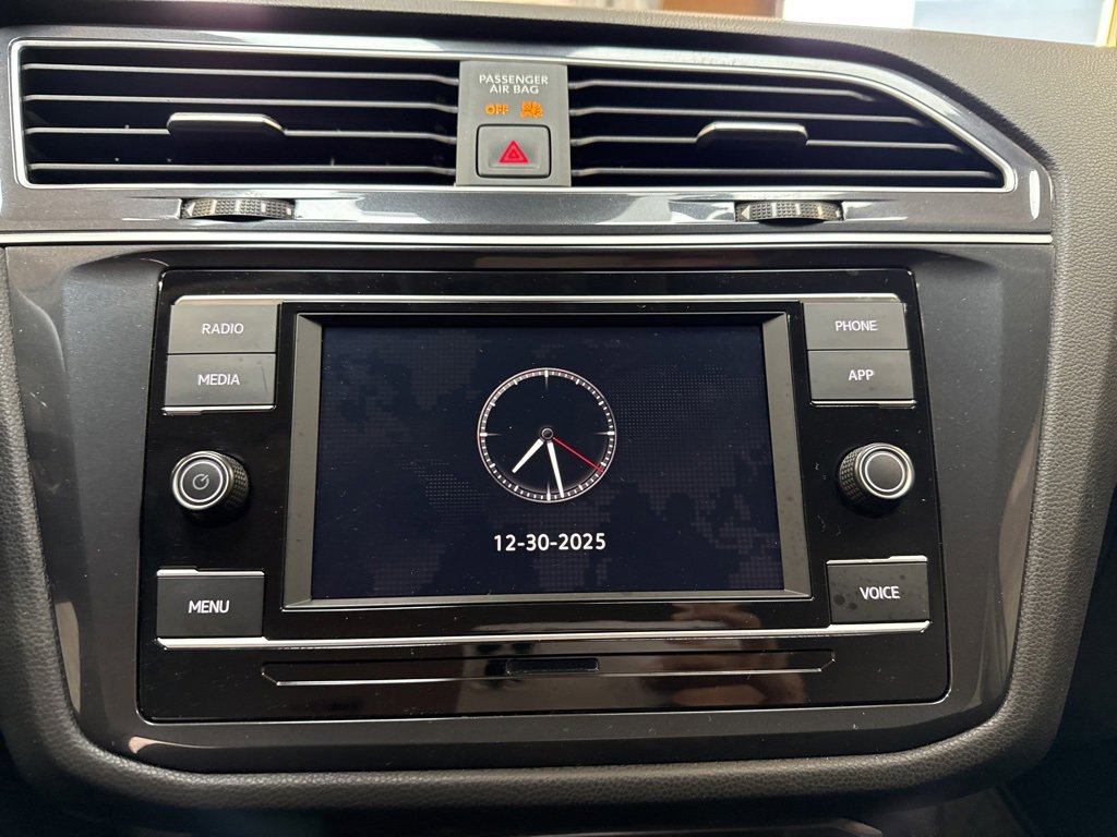 Used 2024 Volkswagen Tiguan S image 20