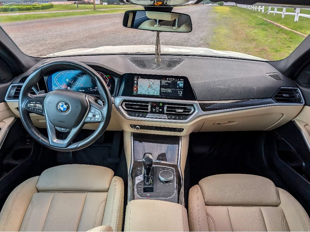 Used 2020 BMW 330i xDrive Sedan w/ Convenience Package AWD/4WD image 30