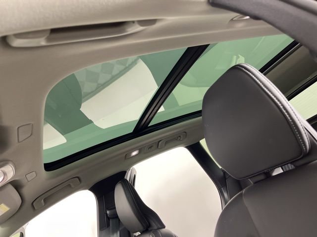 Used 2023 Volvo XC60 B5 Ultimate w/ Climate Package image 31