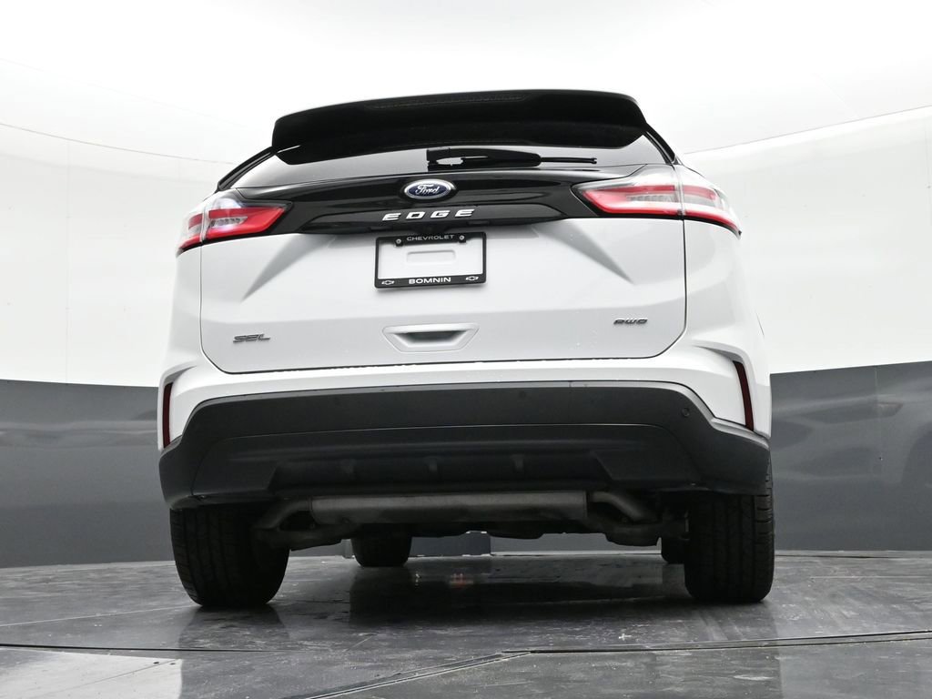 Used 2024 Ford Edge SEL w/ Sport Appearance Package image 23