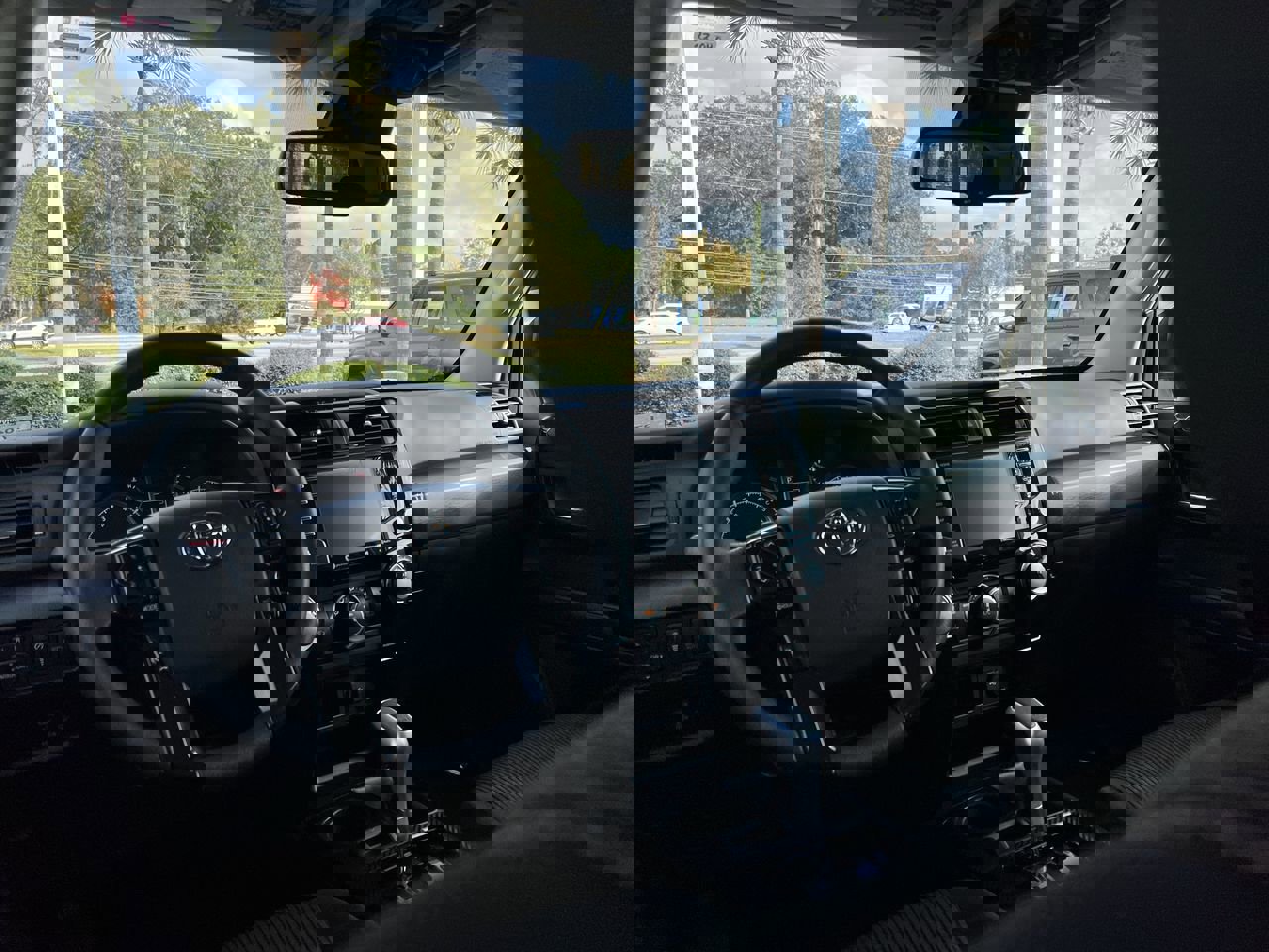 Used 2024 Toyota 4Runner TRD Off-Road AWD/4WD image 28