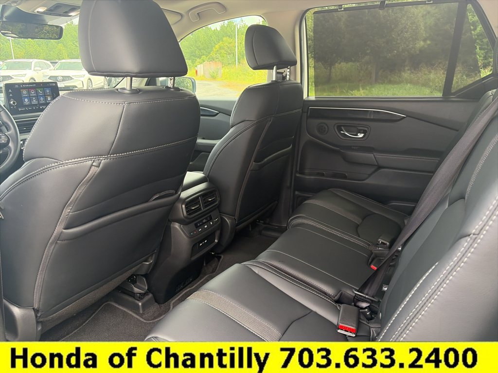 Used 2025 Honda Pilot Touring image 22