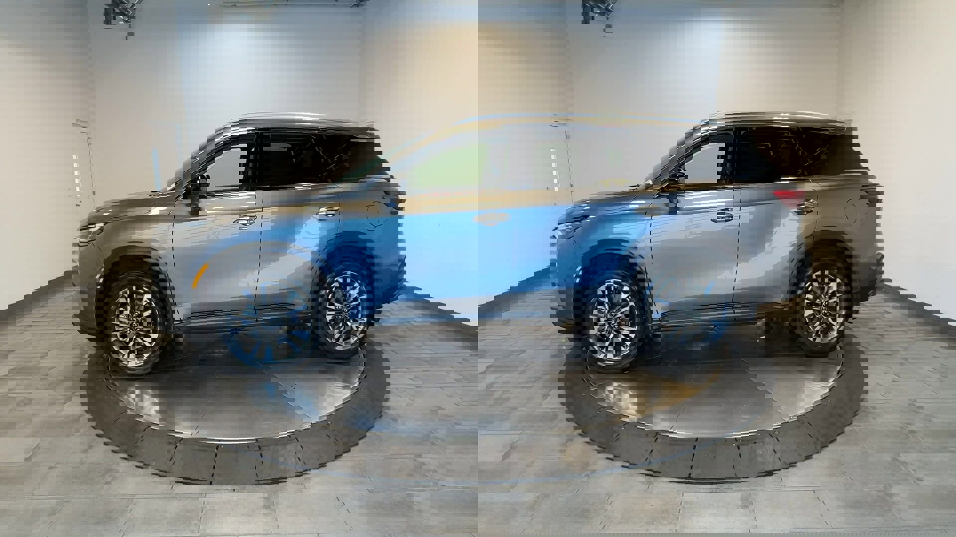 Certified 2025 INFINITI QX60 Luxe image 5