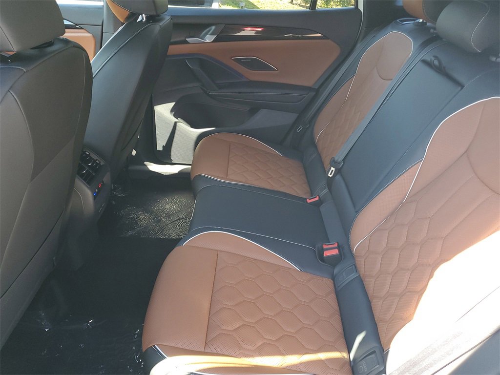 New 2026 Volkswagen Tiguan SEL R-Line image 11