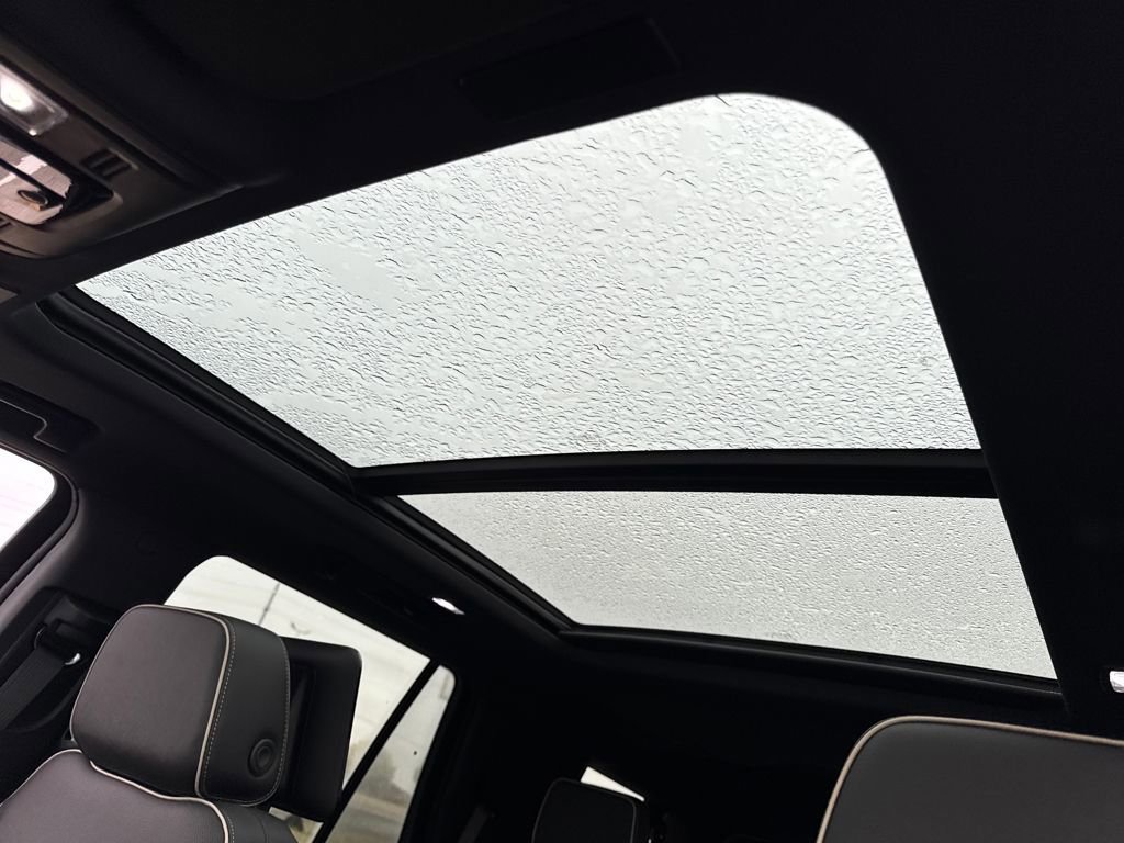 New 2026 GMC Yukon Elevation w/ Elevation Premium Package image 19