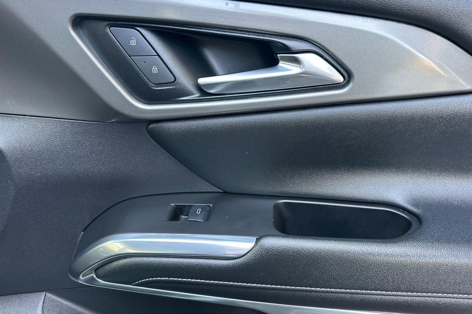 Certified 2024 Chevrolet Traverse LT image 23