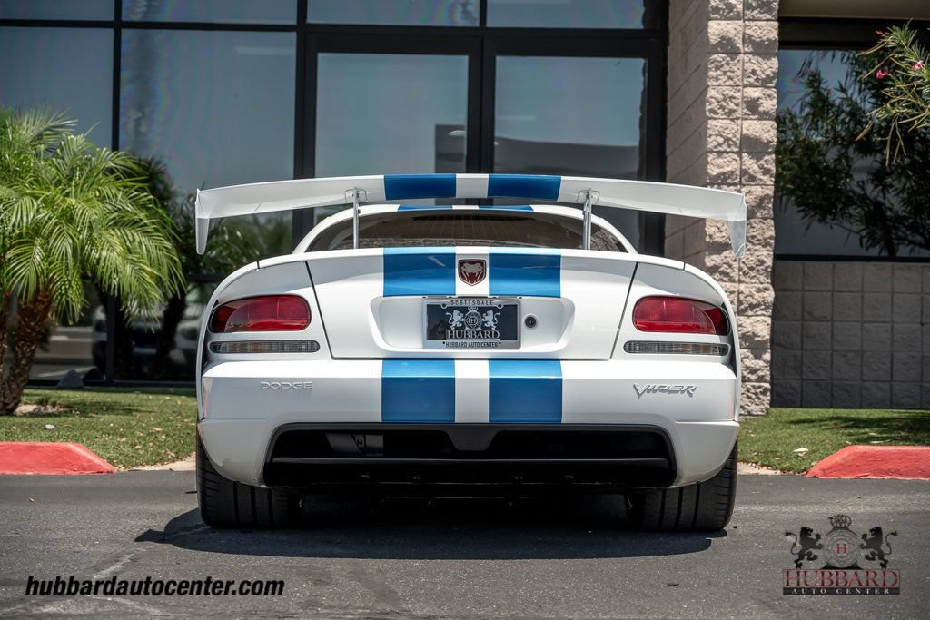 Used 2009 Dodge Viper ACR RWD image 7