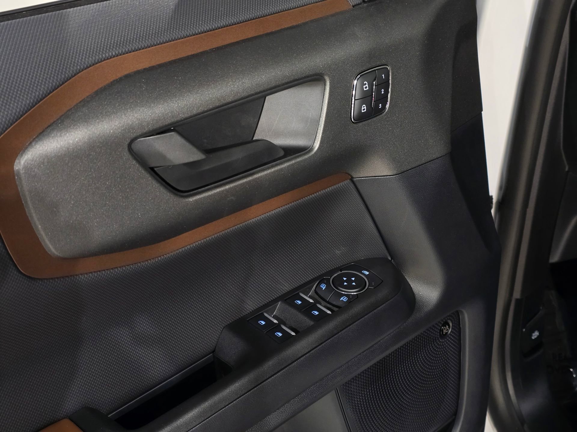 New 2025 Ford Bronco Sport Outer Banks w/ Outer Banks Tech Package+ image 19