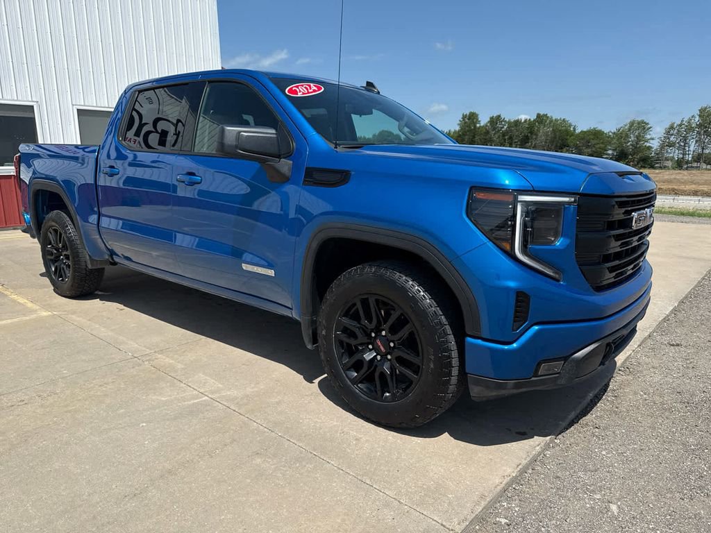 Used 2024 GMC Sierra 1500 Elevation image 3