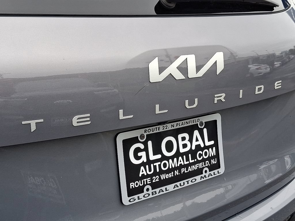 Used 2024 Kia Telluride EX X-Line AWD/4WD image 32