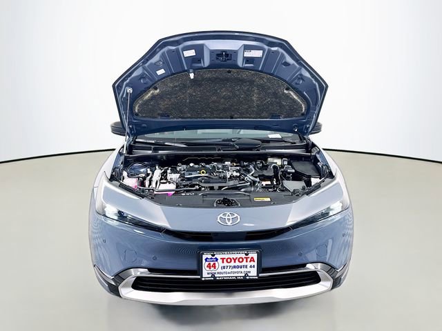 New 2026 Toyota Prius Plug-In Hybrid FWD image 12
