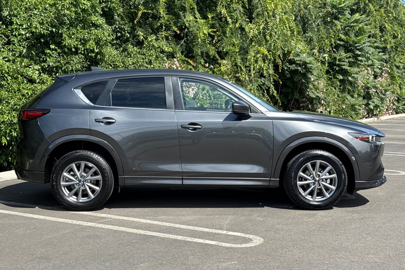 Certified 2025 MAZDA CX-5 AWD 2.5 S w/ Preferred Package image 3