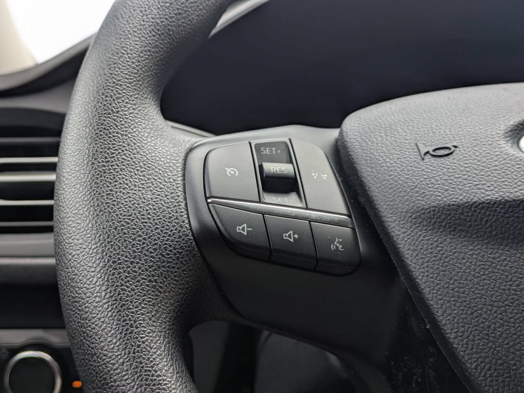 Used 2025 Ford Escape Active AWD/4WD image 22