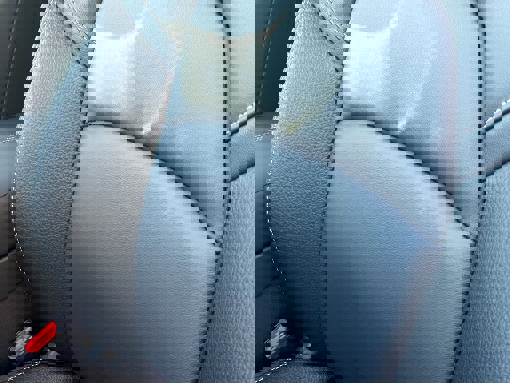 New 2025 Nissan Pathfinder SL w/ Lighting Package (N92) image 15