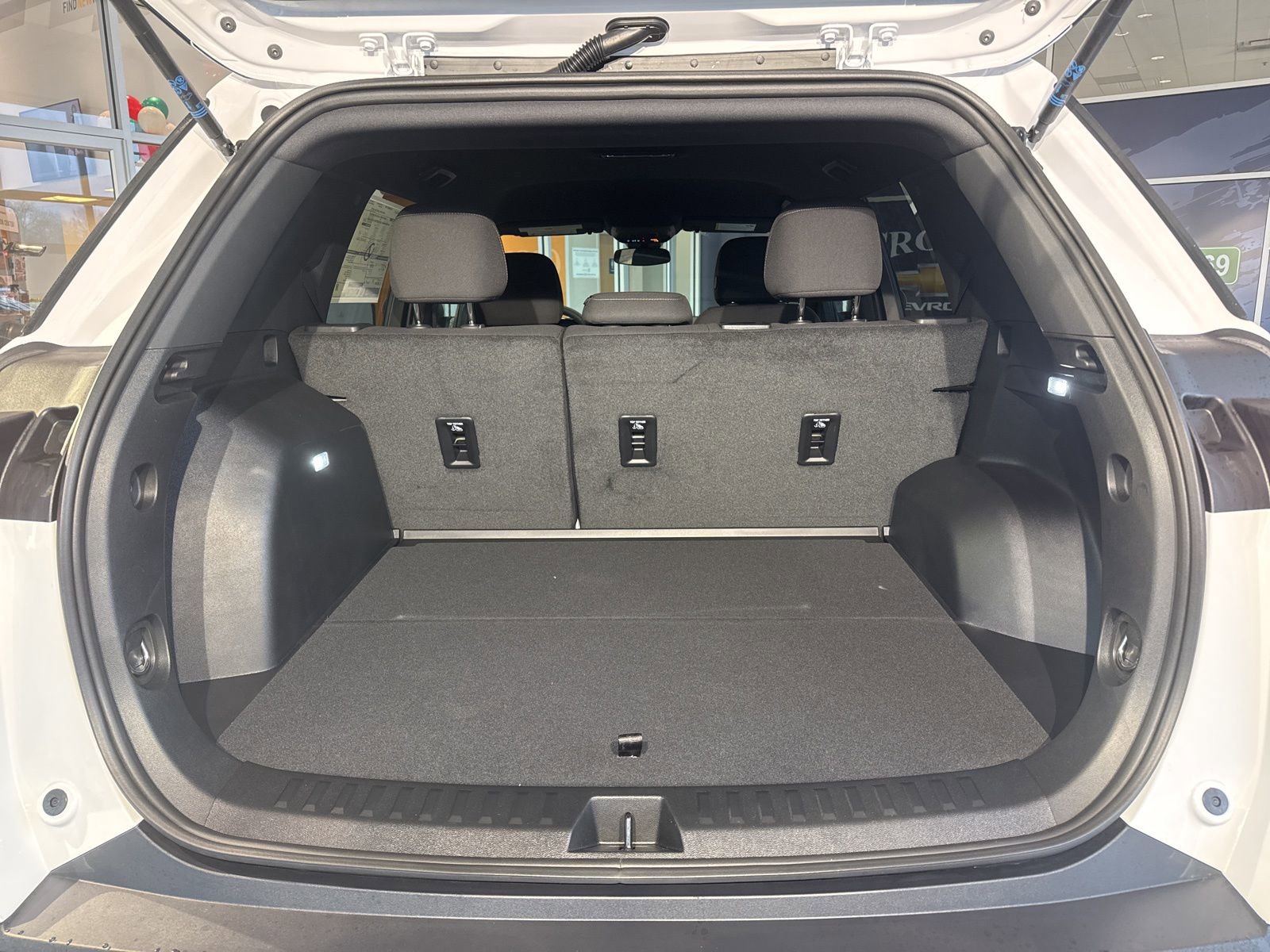 New 2026 Chevrolet Equinox LT image 11