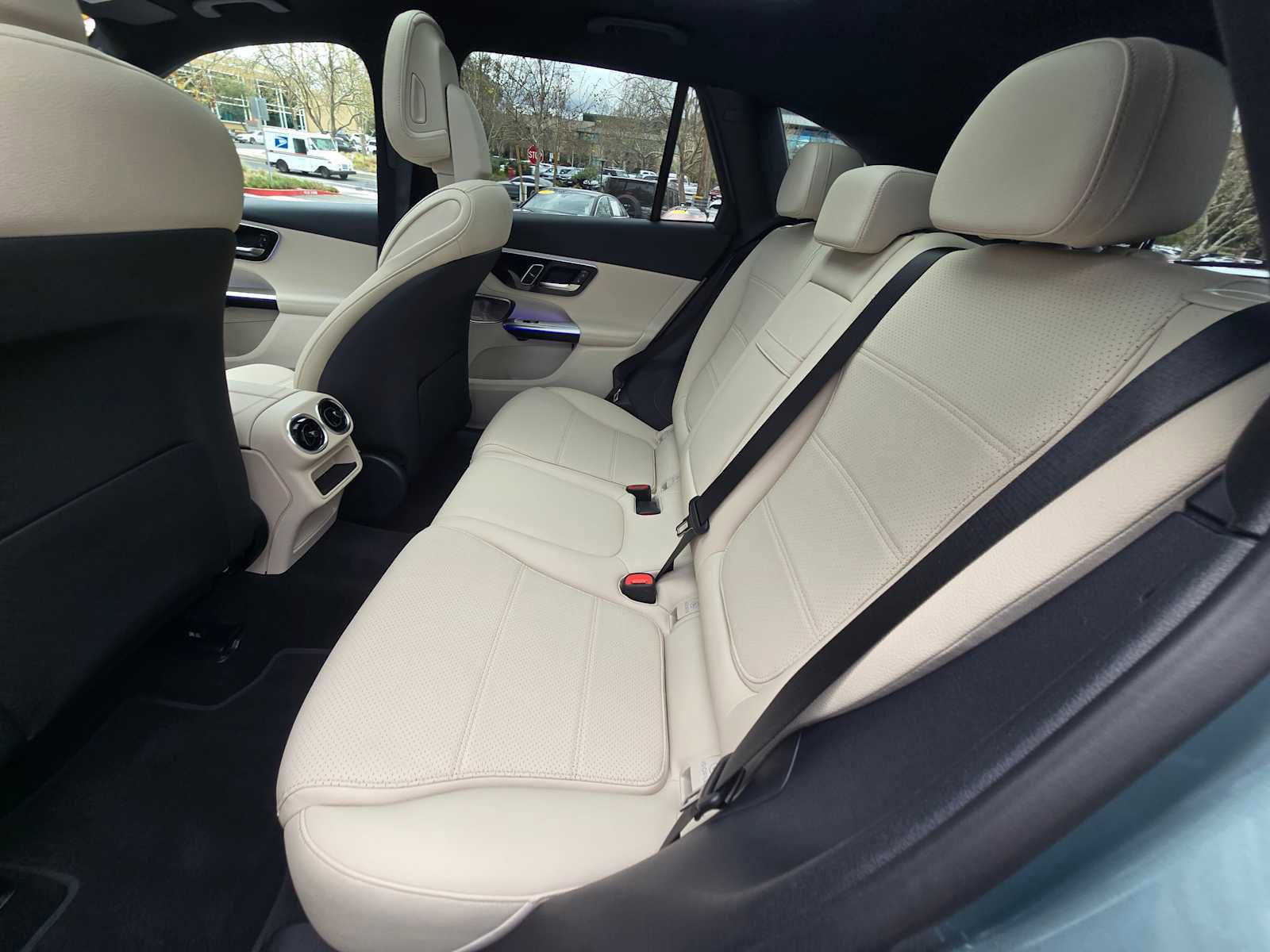 Used 2026 Mercedes-Benz GLC 300 4MATIC image 21