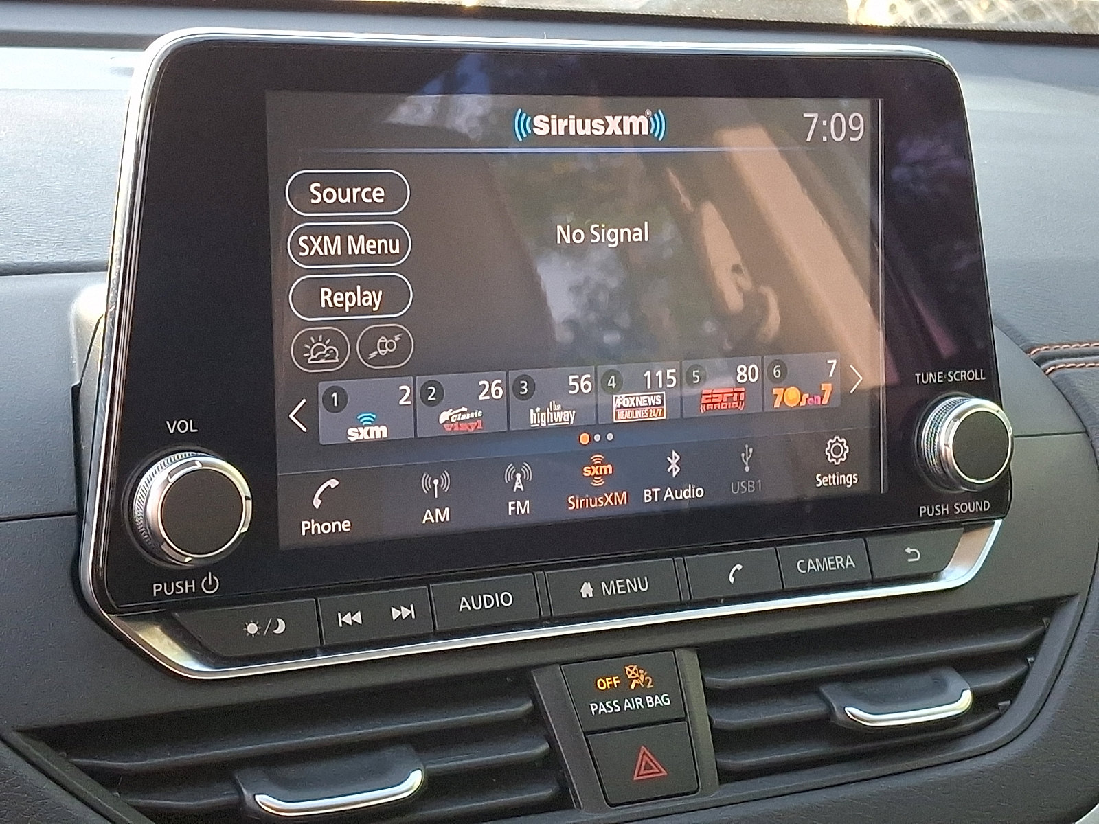 Used 2019 Nissan Altima 2.5 SR FWD image 19