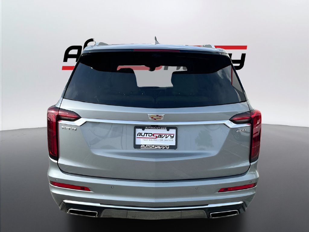 Used 2024 Cadillac XT6 Premium Luxury w/ Technology Package FWD image 6