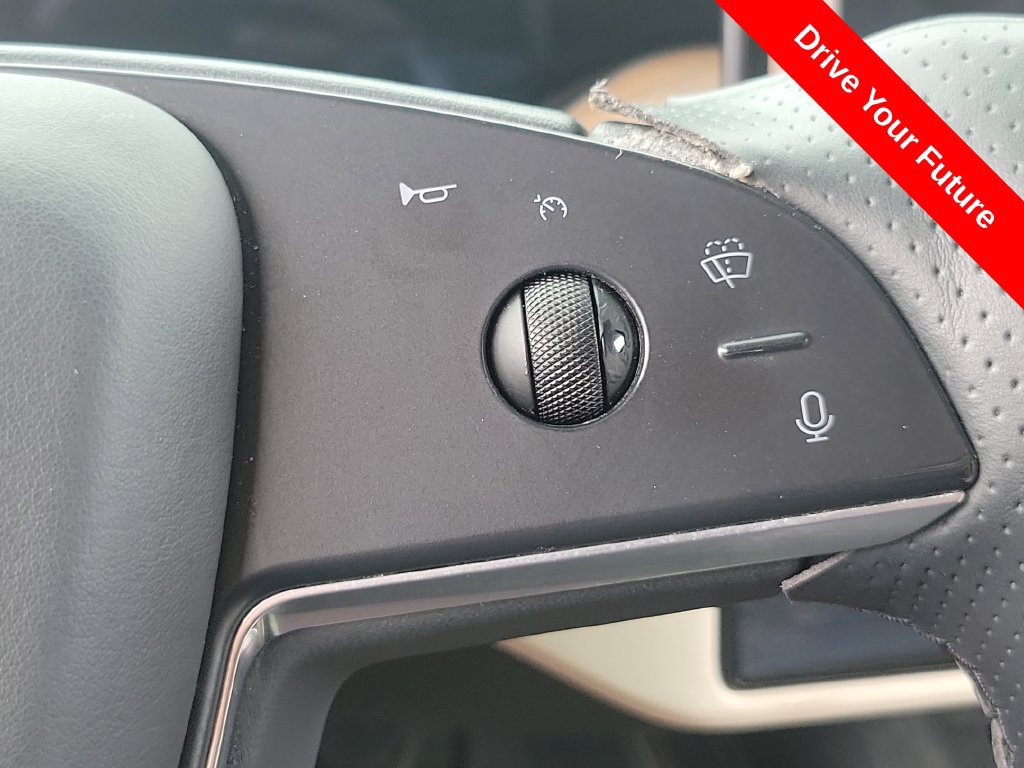 Used 2023 Tesla Model X AWD/4WD image 6