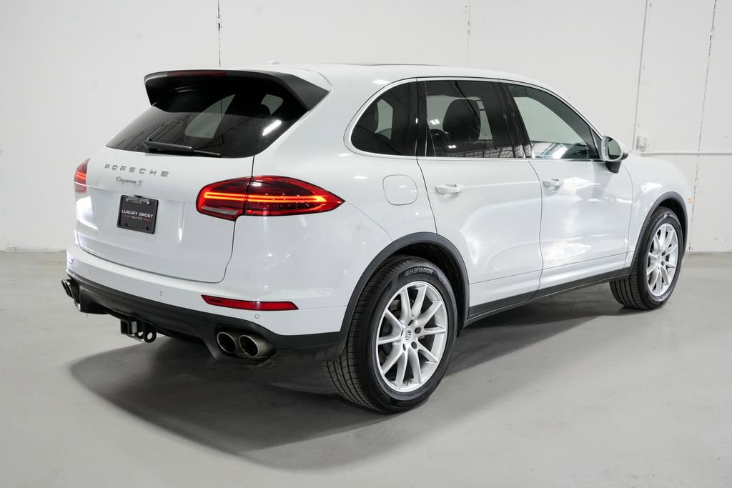 Used 2015 Porsche Cayenne S image 6