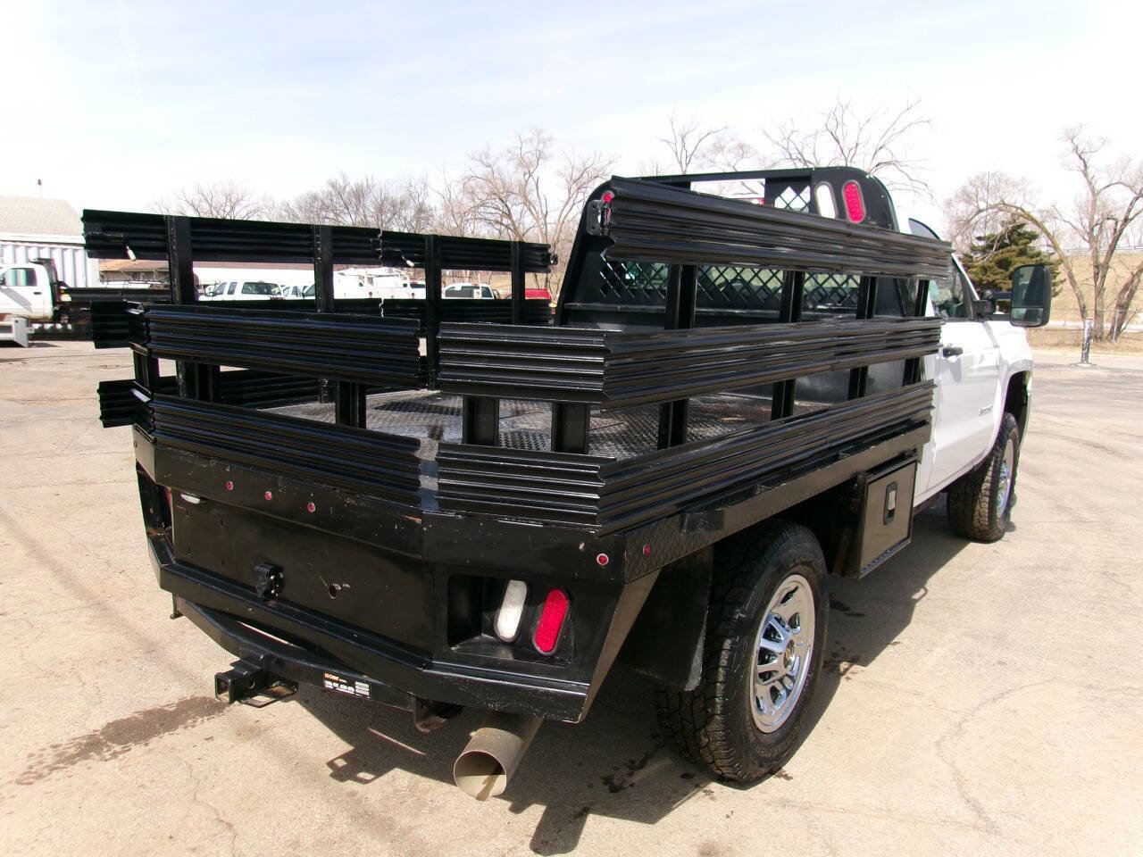 Used 2015 Chevrolet Silverado 3500 W/T image 2