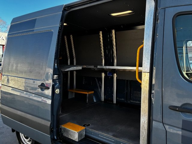 Used 2018 Mercedes-Benz Sprinter 2500 image 13