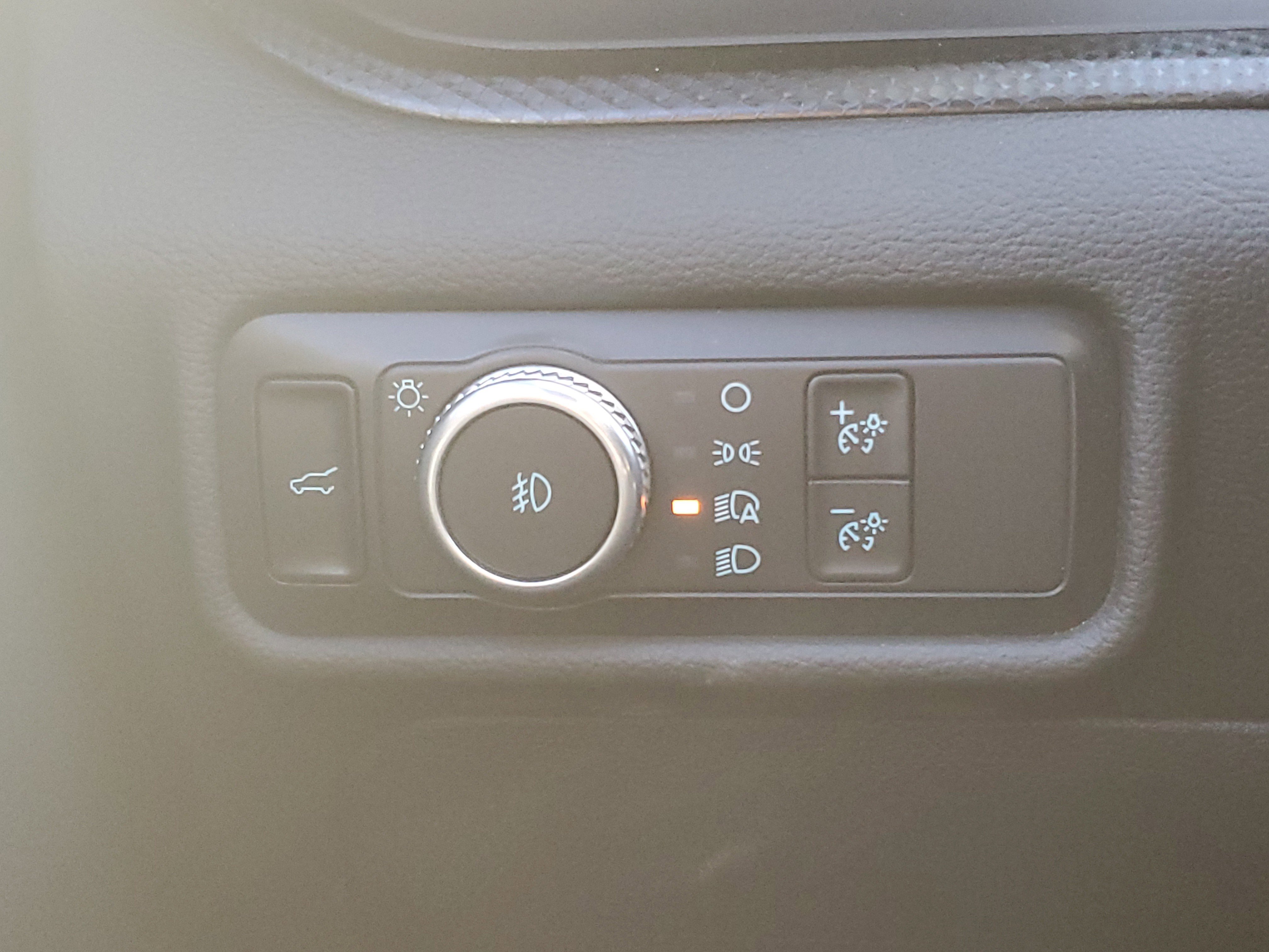 Used 2020 Ford Explorer ST w/ ST Street Pack image 25