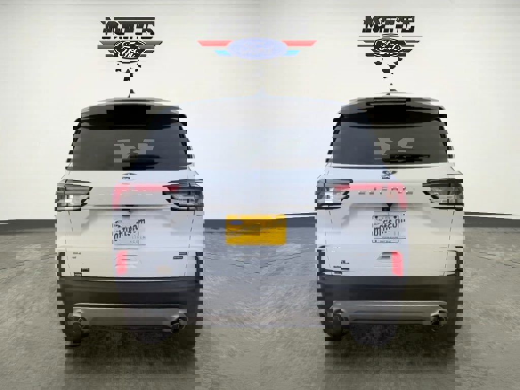 Used 2020 Ford Escape SE Sport image 8