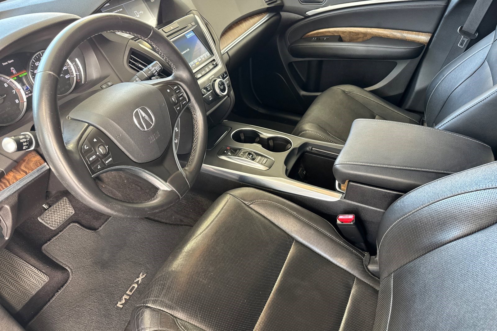 Used 2020 Acura MDX SH-AWD w/ Technology Package image 11
