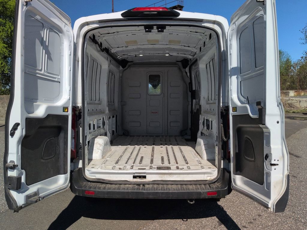 Used 2024 Ford Transit 250 148 Medium Roof Extended AWD image 20