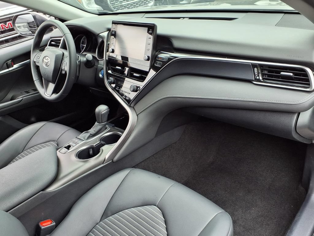 Used 2023 Toyota Camry SE w/ Audio Upgrade Package FWD image 26