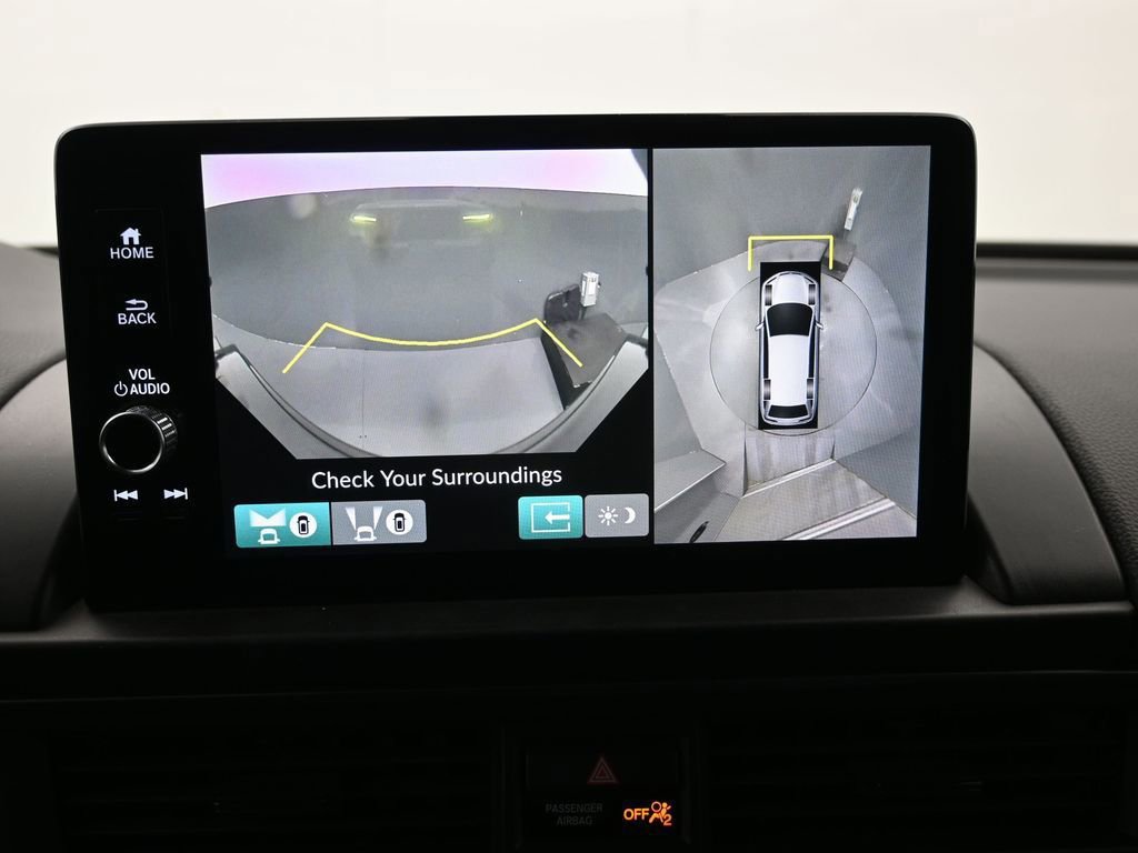 Used 2023 Honda Pilot TrailSport image 14