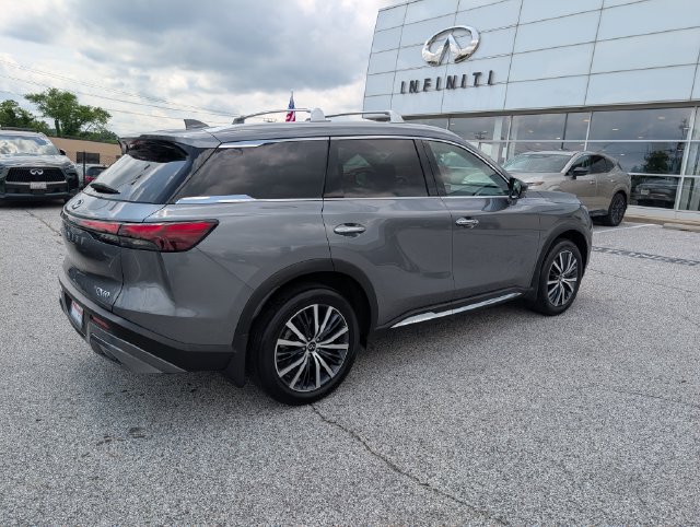 Used 2025 INFINITI QX60 Sensory w/ Vision Package AWD/4WD image 5