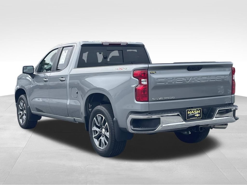 Used 2023 Chevrolet Silverado 1500 LT w/ Convenience Package II AWD/4WD image 5
