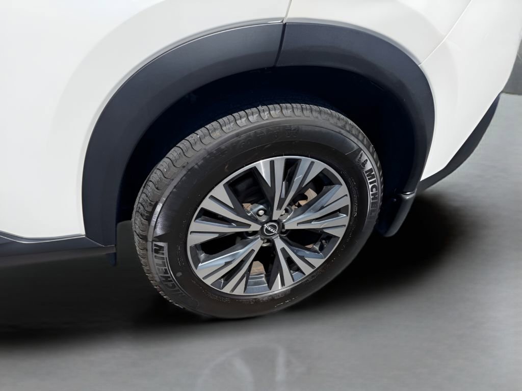 Used 2023 Nissan Rogue SV AWD/4WD image 13
