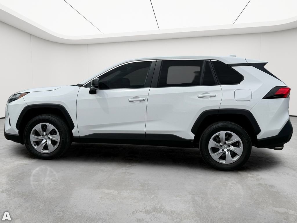 Used 2024 Toyota RAV4 LE image 3