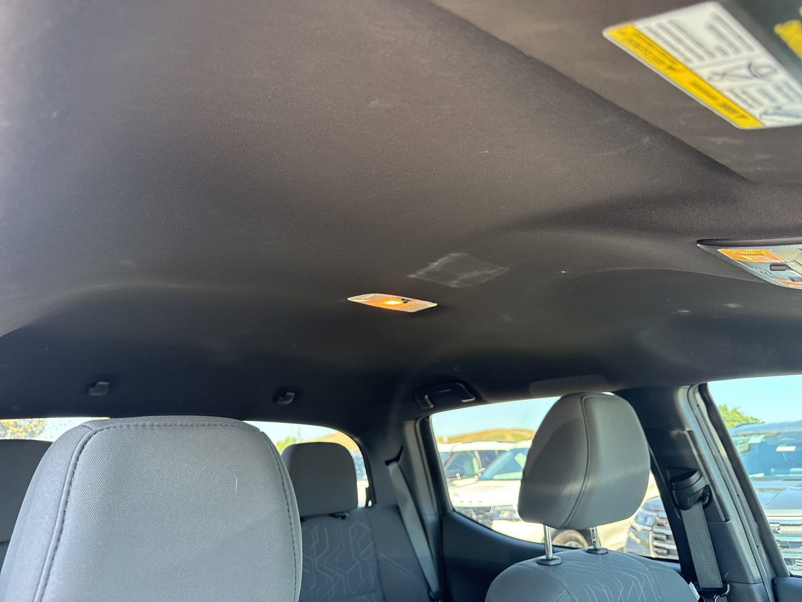 Used 2017 Toyota Tacoma TRD Sport w/ Tow Package (A/T) image 12