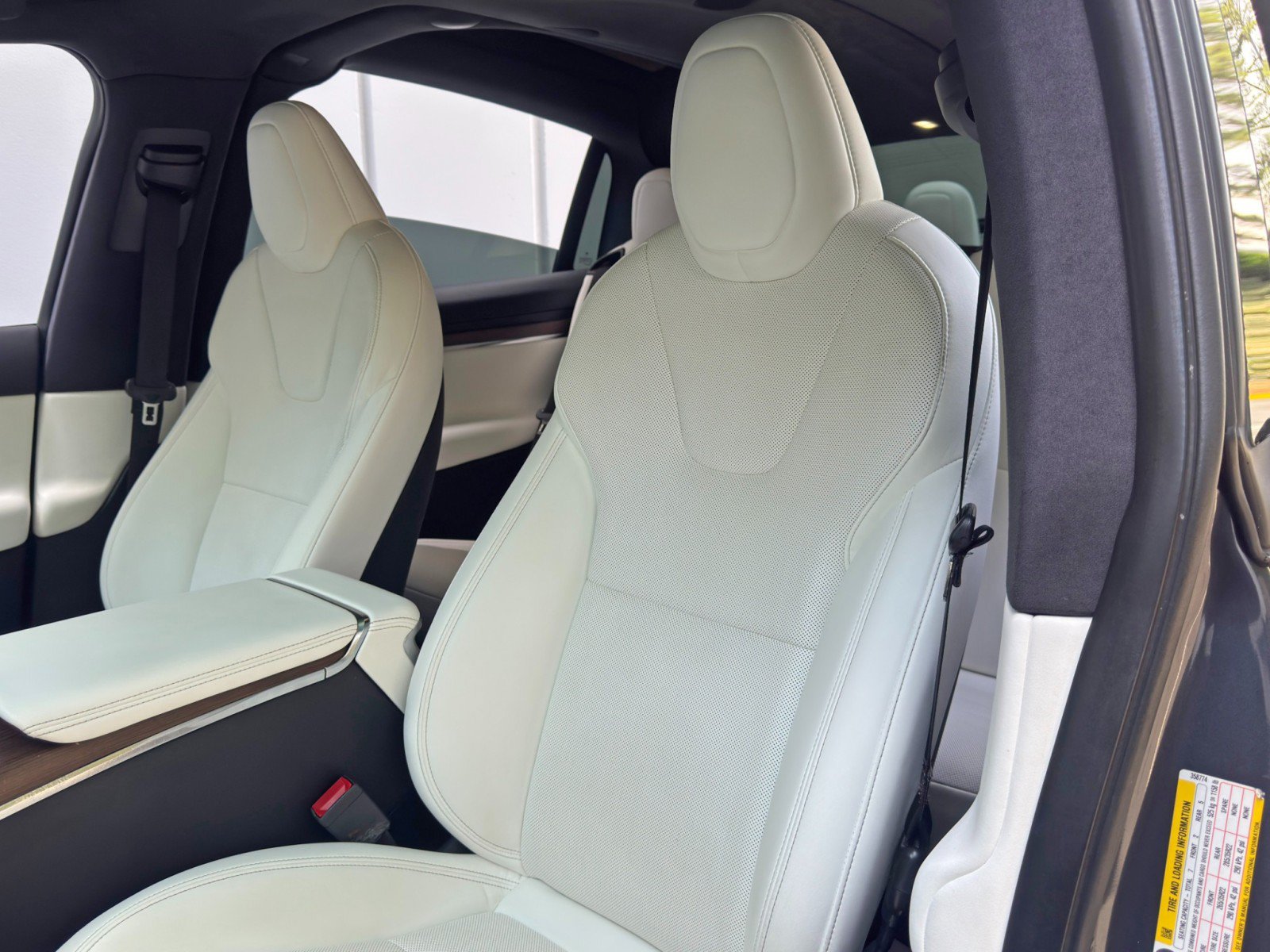 Used 2022 Tesla Model X AWD/4WD image 44